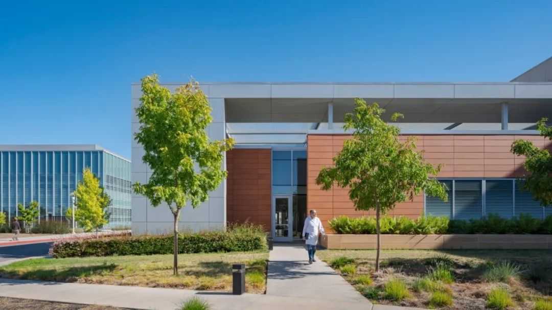 Veterans Palo Alto Health Care System Radiology Center: A Tranquil Haven for Healing Veterans