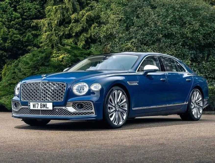 Bentley Flying Spur Mulliner: A Pinnacle of Bespoke Luxury and Performance