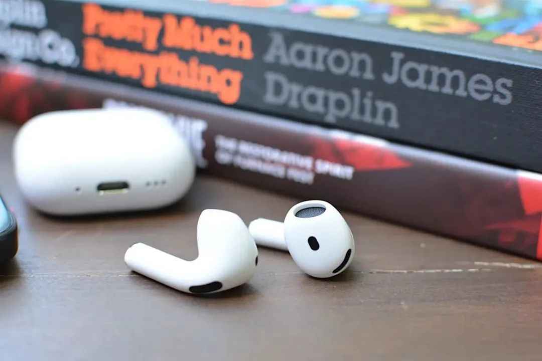 Amazon Revives Prime Day-Level Discounts on AirPods 4, Matching Historic Lows
